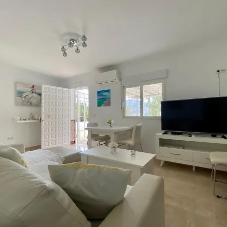 Holiday home Felicidad Sayalonga Rural